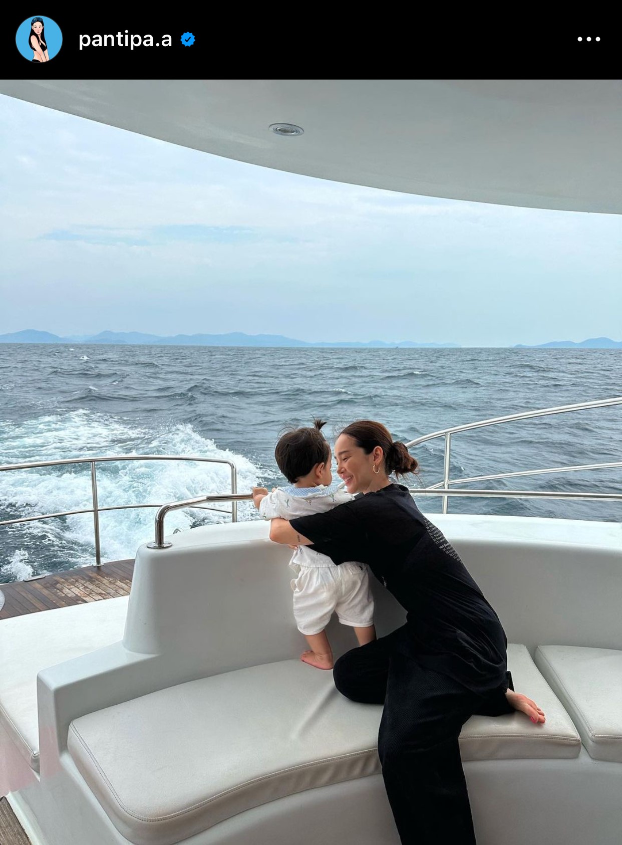 ด้านข้างยังน่ารักขนาดนี้ ปุ้มปุ้ย เผยภาพคู่ น้องไซอัลบลู ชวนชาวเน็ตใจบาง ด้านข้างยังน่ารักขนาดนี้ ปุ้มปุ้ย เผยภาพคู่ น้องไซอัลบลู ชวนชาวเน็ตใจบาง