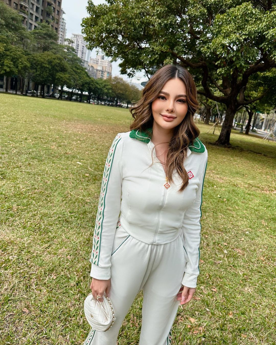 “ไผ่ ลิกค์” อยู่เคียงข้าง “ดิว อริสรา” เผยเหตุการณ์ในอดีต (มีคลิป)