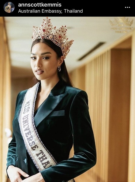 สุดเอ็กซ์คลูซีฟ! แอนชิลี เผยความรู้สึกก่อนสวมชุดประจำชาติ มวยไทย สุดเอ็กซ์คลูซีฟ! แอนชิลี เผยความรู้สึกก่อนสวมชุดประจำชาติ มวยไทย