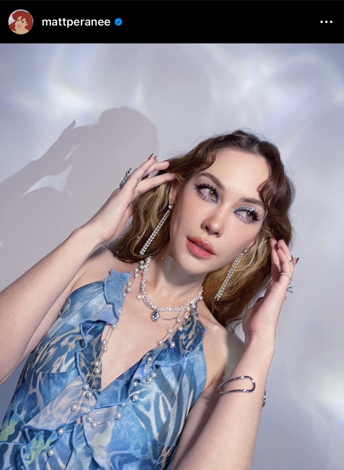 งานเข้ารัวๆ แมท ภีรนีย์ รับบทบาทเป็นนางเอก MV ด้าน ไฮโซพก ช่วยโปรโมตอีกแรง งานเข้ารัวๆ แมท ภีรนีย์ รับบทบาทเป็นนางเอก MV ด้าน ไฮโซพก ช่วยโปรโมตอีกแรง