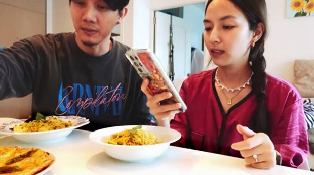 ปั๊บ สัญญา...อีกไม่ช้าจะพา เตย ไปอิตาลี แฟนคลับลุ้นปั๊มเบบี๋น้อย ปั๊บ สัญญา...อีกไม่ช้าจะพา เตย ไปอิตาลี แฟนคลับลุ้นปั๊มเบบี๋น้อย