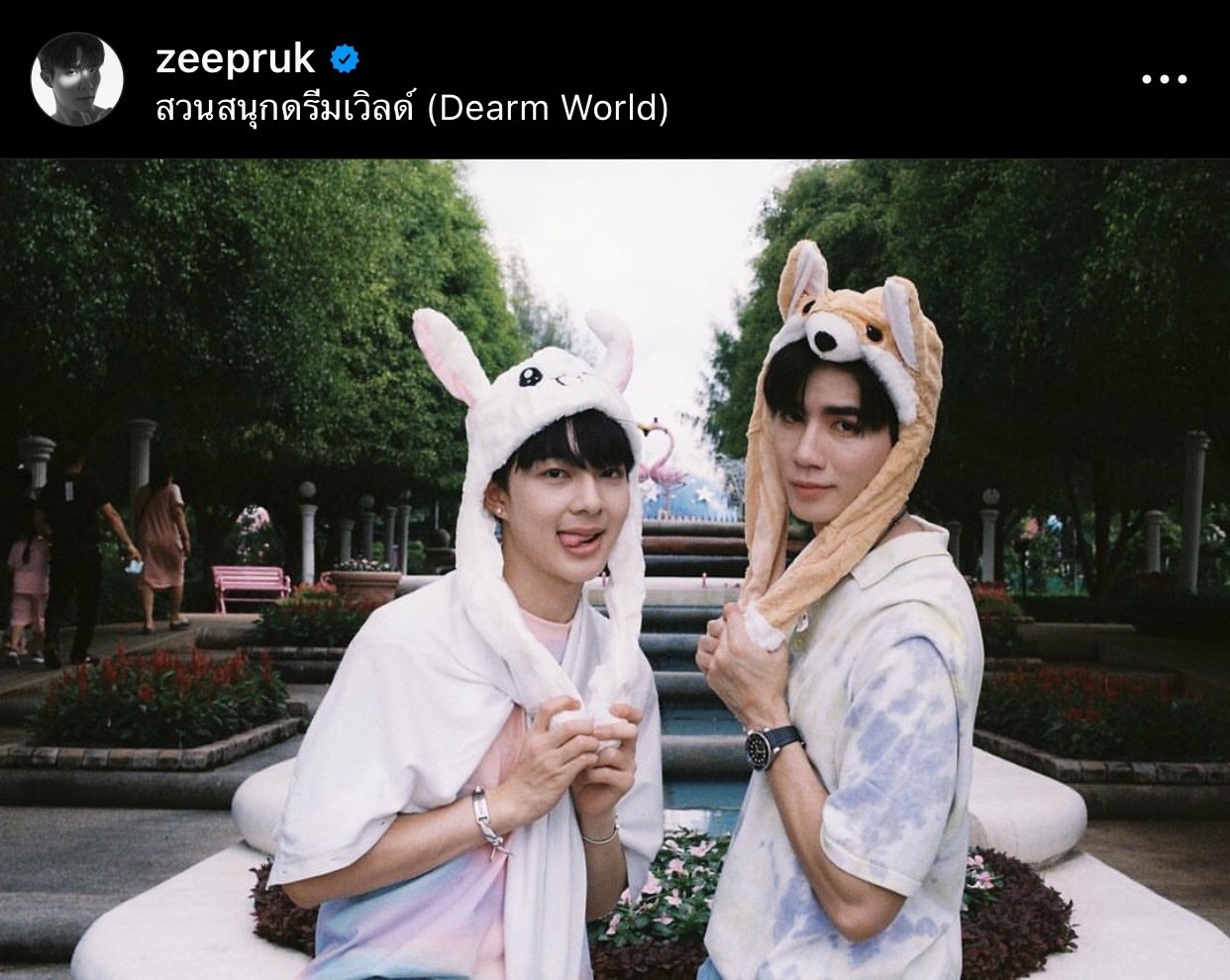 ซี-นุนิว ขอบคุณแฟนๆ หลังยอดจอง Photobook ทะลุ 40 ล้านบาท ซี-นุนิว ขอบคุณแฟนๆ หลังยอดจอง Photobook ทะลุ 40 ล้านบาท