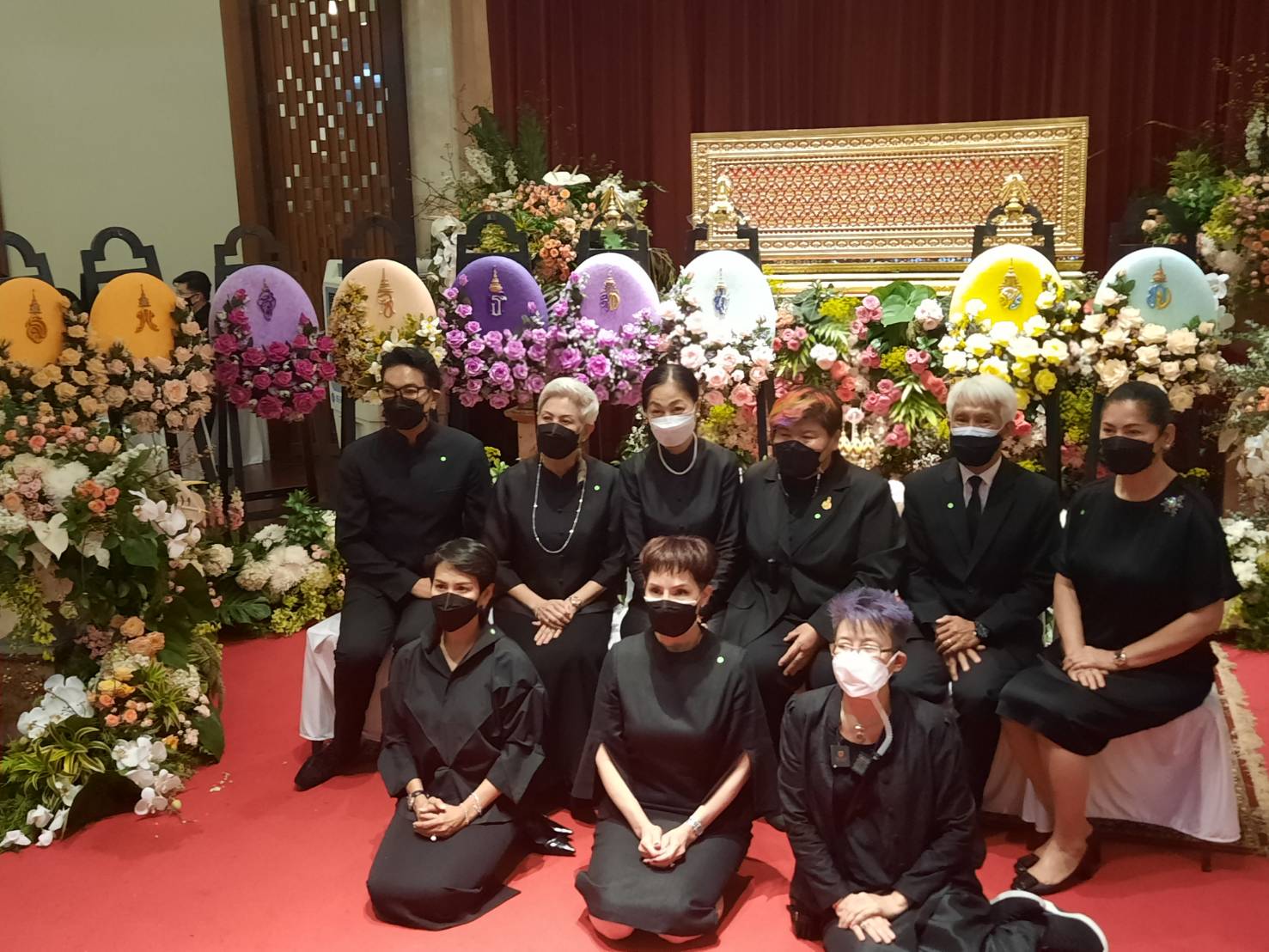 5 ผู้จัดละคร ร่วมพิธีสวดพระอภิธรรมคืนที่ 2 เผยได้ เอก สรพงศ์ ชาตรี เป็นครู 