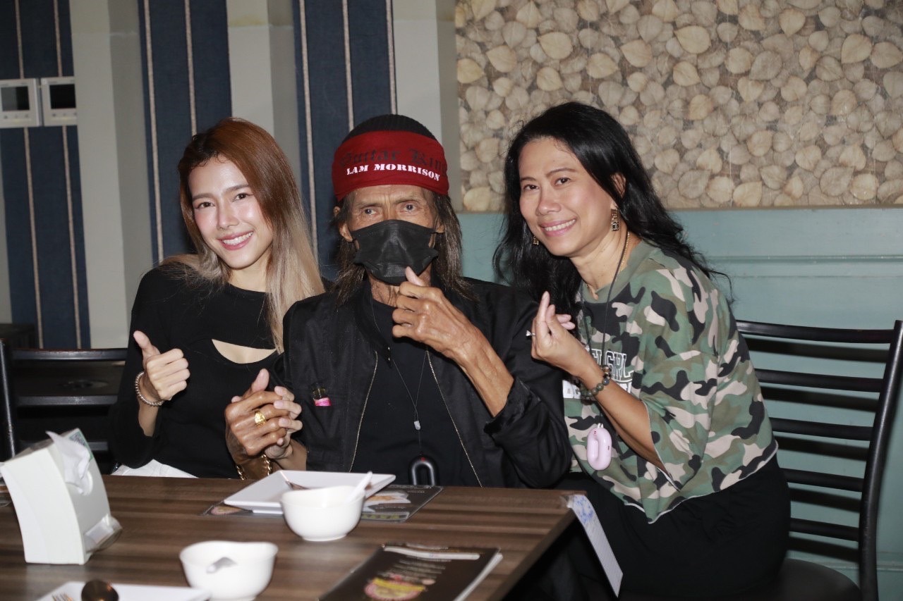 แอ๊ด-เล็ก คาราบาว นำทัพศิลปินโชว์สุดมันส์ Concert for guitar king  แหลม มอริสัน