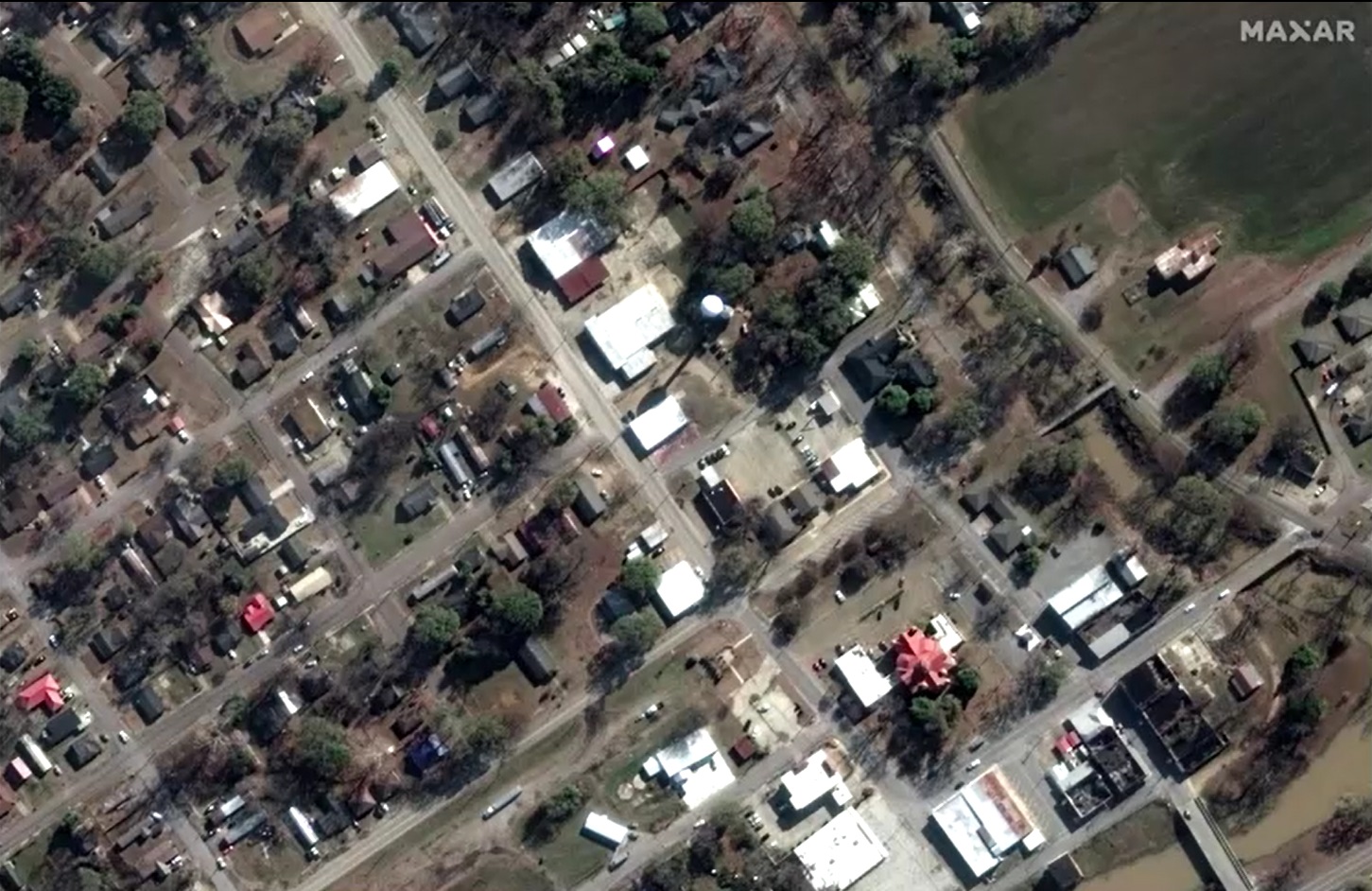 เปิดภาพดาวเทียมเปรียบเทียบความเสียหาย พายุ ถล่มรัฐมิสซิสซิปปีของสหรัฐฯ เปิดภาพดาวเทียมเปรียบเทียบความเสียหาย พายุ ถล่มรัฐมิสซิสซิปปีของสหรัฐฯ
