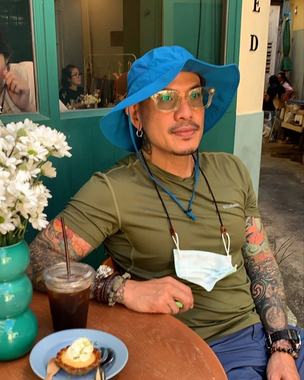 ศบค.สั่งปิดเพิ่ม 10 กิจการ “พื้นที่สีแดงเข้ม” หญิง กัญญา รับร้านตัดผมกระทบหนัก!! ด้าน ปอ วรฐก์ รอดูการเยียวยาวงการสัก ศบค.สั่งปิดเพิ่ม 10 กิจการ “พื้นที่สีแดงเข้ม” หญิง กัญญา รับร้านตัดผมกระทบหนัก!! ด้าน ปอ วรฐก์ รอดูการเยียวยาวงการสัก