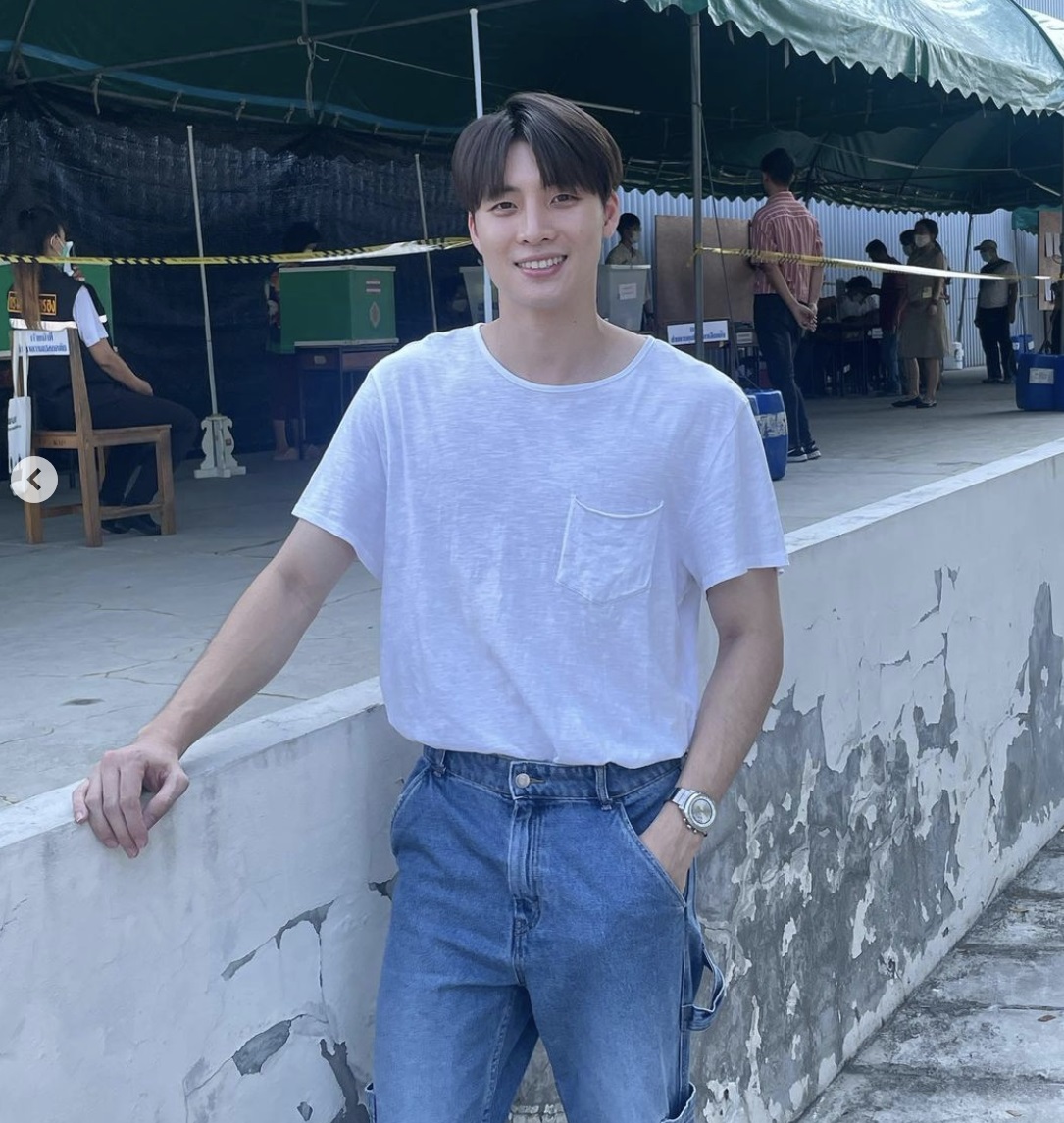 เลือกตั้ง 2566 ประมวลภาพ คนบันเทิง ไปใช้สิทธิเลือกตั้งช่วงเช้า