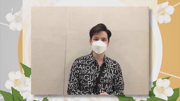 เต๋า เศรษฐพงศ์ นำทีมน้องๆในค่ายบอกรักคุณแม่ออนไลน์ (มีคลิป) เต๋า เศรษฐพงศ์ นำทีมน้องๆในค่ายบอกรักคุณแม่ออนไลน์ (มีคลิป)