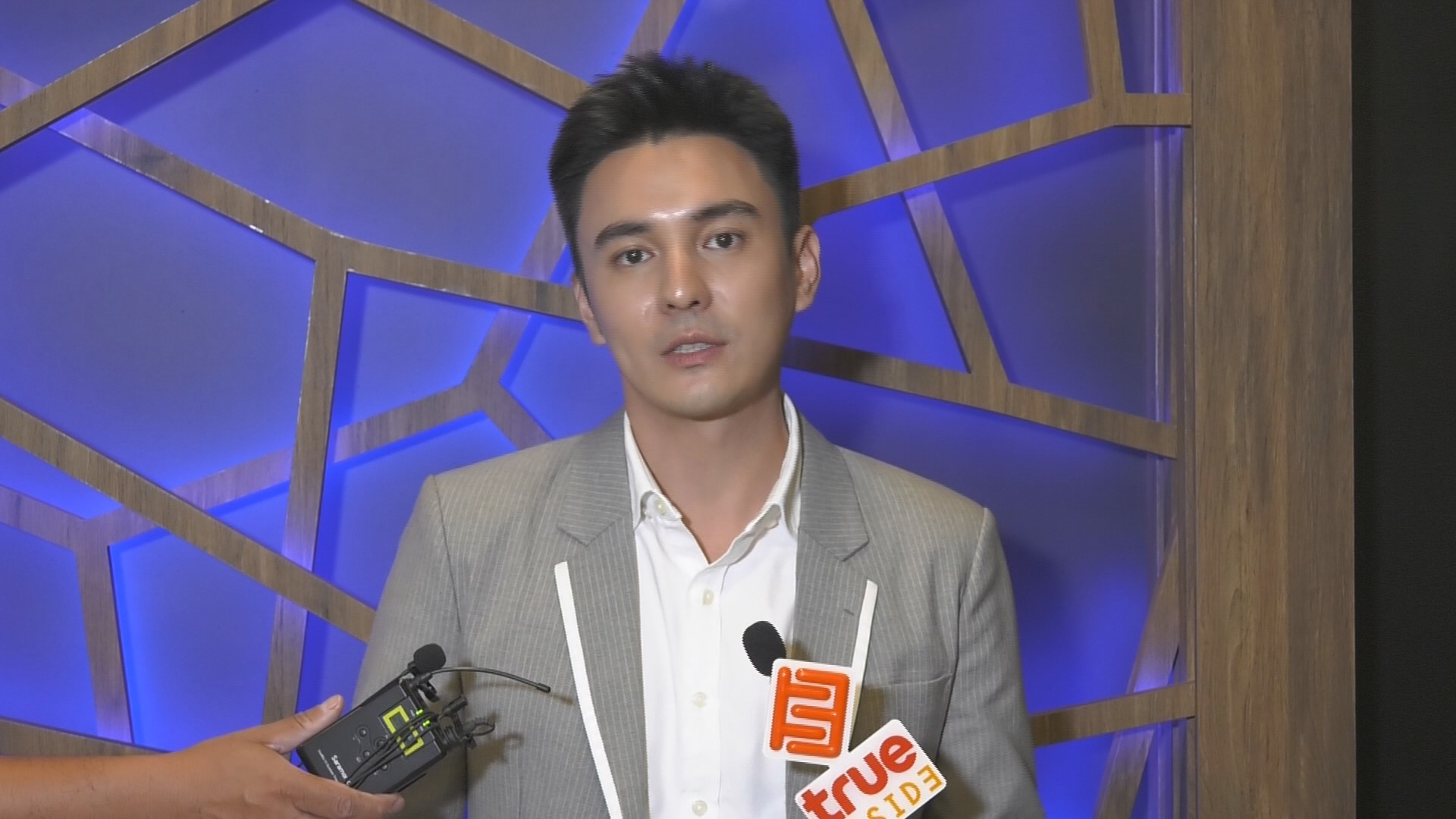 ธันวา-ไมค์ ภัทรเดช นำทีมคนดัง เตือนภัยมิจฉาชีพออนไลน์ (มีคลิป) ธันวา-ไมค์ ภัทรเดช นำทีมคนดัง เตือนภัยมิจฉาชีพออนไลน์ (มีคลิป)