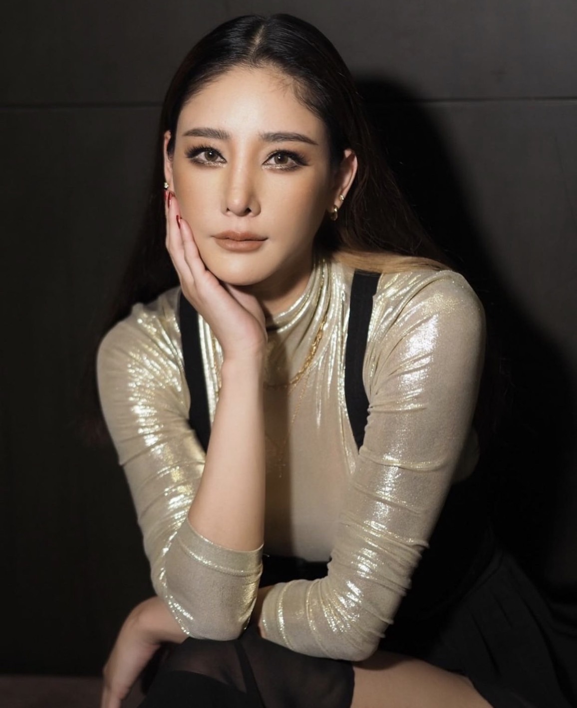 แตงโม นิดา เปิดใจเป็นแม่ค้าไลฟ์ขายเสื้อผ้า 2 ปี ปลดหนี้ 10 ล้านได้ครึ่งทาง!! 