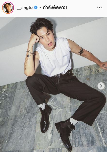 สุดพิเศษ! “สิงโต-ปราชญา” ปล่อยปฏิทินแฟชั่น รับปี 2022 