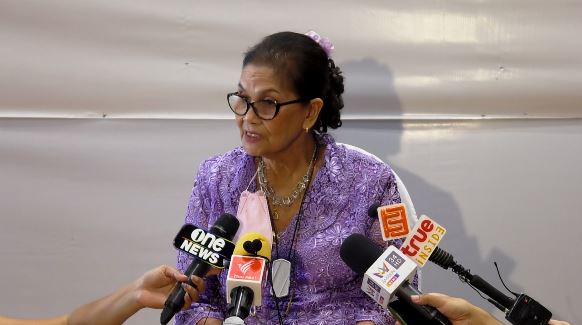 ยุ้ย จีรนันท์ โต้! ไม่เคยคิดเอาหน้า หลังถูกโยงเป็นดาราในอักษรย่อของ ป้าแมว ยุ้ย จีรนันท์ โต้! ไม่เคยคิดเอาหน้า หลังถูกโยงเป็นดาราในอักษรย่อของ ป้าแมว