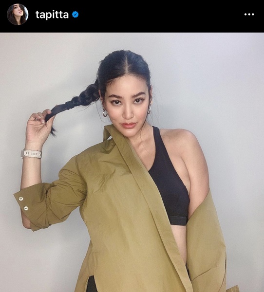 พิตต้า อุ้มท้อง 8 เดือน ถ่ายแบบคุณแม่สุดเซ็กซี่!! พิตต้า อุ้มท้อง 8 เดือน ถ่ายแบบคุณแม่สุดเซ็กซี่!!