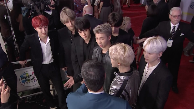 ทำหรือไม่ทำ?!! โลกจับตาเกาหลีจ่อทำสำรวจความเห็นวง BTS ควรได้เว้นเกณฑ์ทหารหรือไม่ ทำหรือไม่ทำ?!! โลกจับตาเกาหลีจ่อทำสำรวจความเห็นวง BTS ควรได้เว้นเกณฑ์ทหารหรือไม่