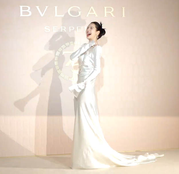 ยิ้มสยามสาดออร่า!! ‘ลิซ่า BLACKPINK’ สวยครองเทรนด์โลกในอีเวนต์ Bvlgari กรุงโซล