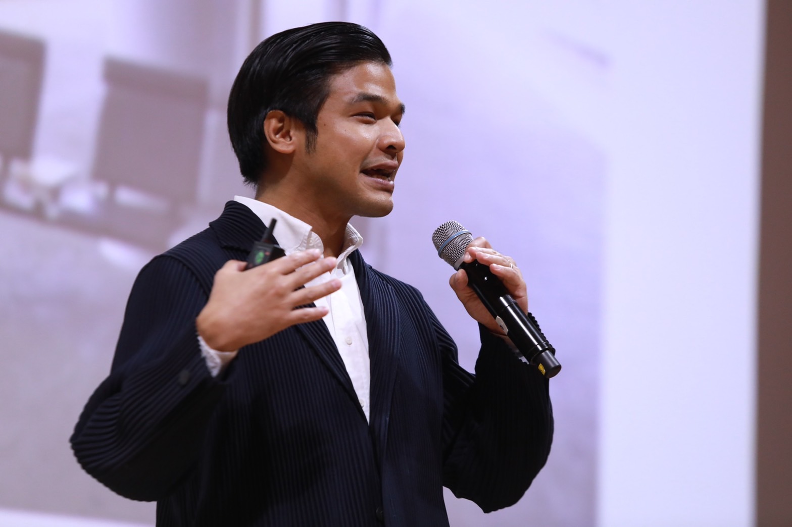 นักวิจัยเมืองชี้วิกฤตเมืองในอนาคต อยู่ยาก-ลำบาก-เครียด คาดปี 2050 ฝุ่น PM2.5 เพิ่ม 5 เท่าและ CO2 พุ่ง 8 เท่า นักวิจัยเมืองชี้วิกฤตเมืองในอนาคต อยู่ยาก-ลำบาก-เครียด คาดปี 2050 ฝุ่น PM2.5 เพิ่ม 5 เท่าและ CO2 พุ่ง 8 เท่า