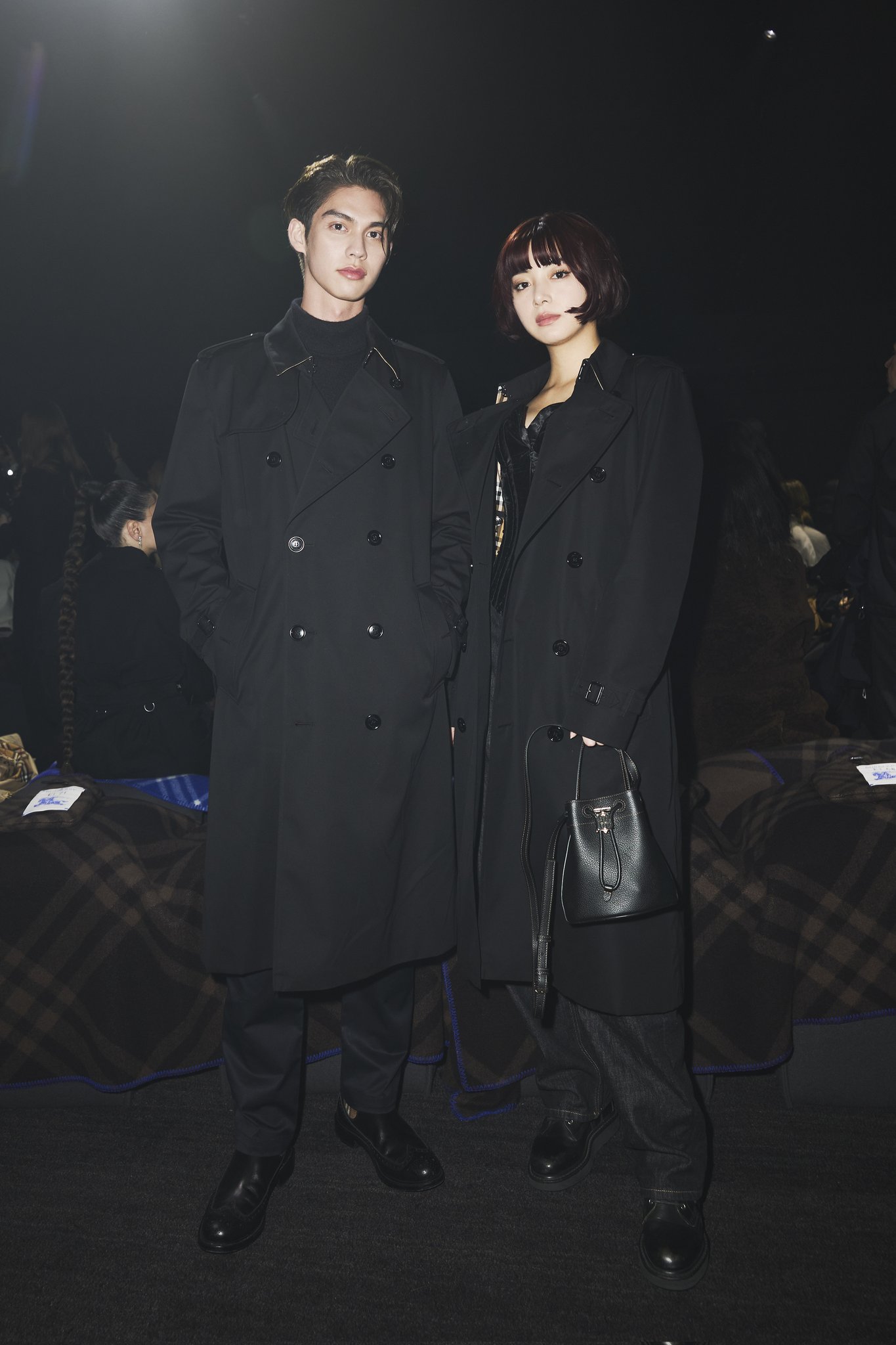 หล่อปังระดับโลก!! ประมวลลุค 'ไบร์ท วชิรวิชญ์' ประชันซุปตาร์โลก ชมแฟชั่นโชว์ลอนดอน หล่อปังระดับโลก!! ประมวลลุค 'ไบร์ท วชิรวิชญ์' ประชันซุปตาร์โลก ชมแฟชั่นโชว์ลอนดอน