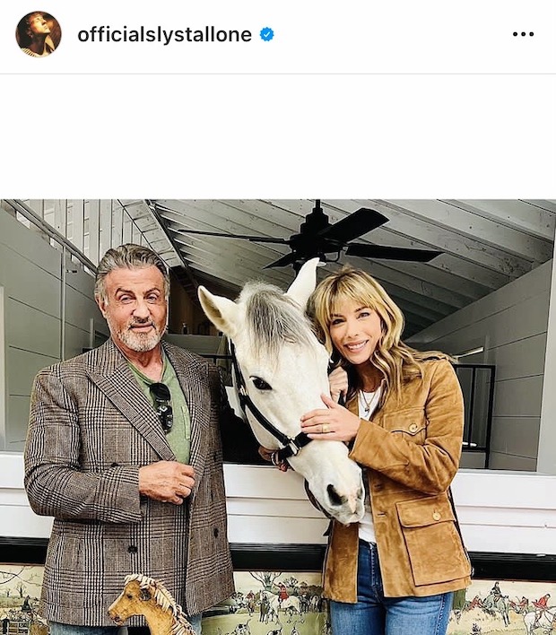 ภรรยาฟ้องหย่า!! ‘ซิลเวสเตอร์ สตอลโลน’ ไม่กี่วันหลังสักภาพสุนัขทับหน้าฝ่ายหญิงที่ต้นแขน ภรรยาฟ้องหย่า!! ‘ซิลเวสเตอร์ สตอลโลน’ ไม่กี่วันหลังสักภาพสุนัขทับหน้าฝ่ายหญิงที่ต้นแขน