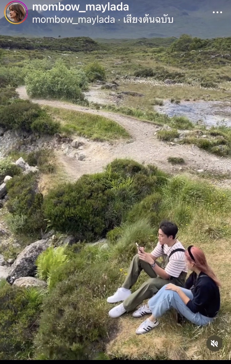 สกอตแลนด์เป็นสีชมพูเมื่อคู่รัก “อาเล็ก-โบว์ เมลดา” โพสต์ภาพเที่ยวทริปสุดหวาน สกอตแลนด์เป็นสีชมพูเมื่อคู่รัก “อาเล็ก-โบว์ เมลดา” โพสต์ภาพเที่ยวทริปสุดหวาน