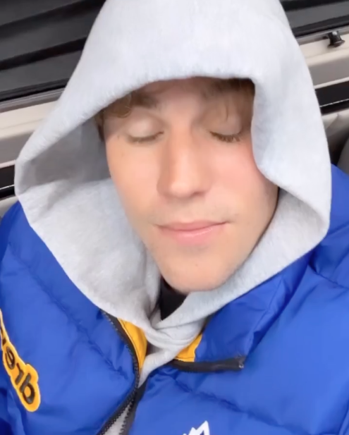 ดีขึ้นมาก!! 'จัสติน บีเบอร์' ยิ้มกว้างอัปเดตอาการอัมพาตใบหน้าครึ่งซีก ดีขึ้นมาก!! 'จัสติน บีเบอร์' ยิ้มกว้างอัปเดตอาการอัมพาตใบหน้าครึ่งซีก