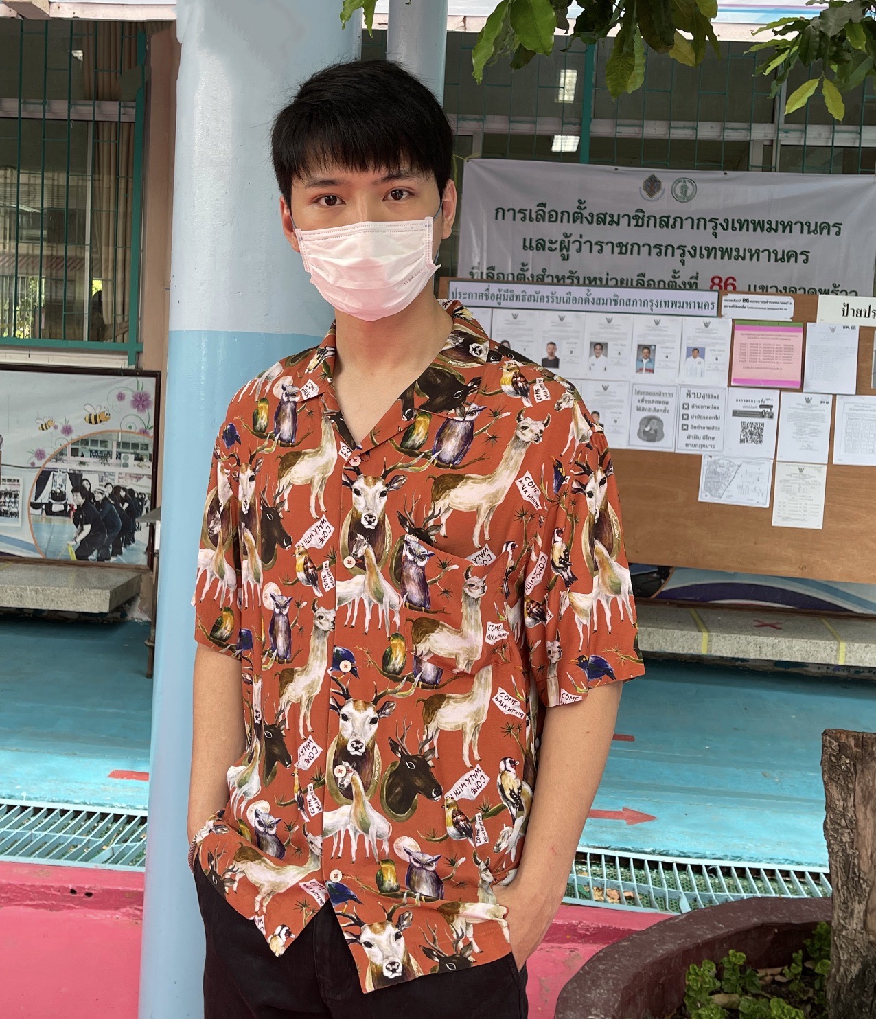 คริส - สิงโต นำทีมเหล่าคนดัง ใช้สิทธิเลือกผู้ว่า กทม. 