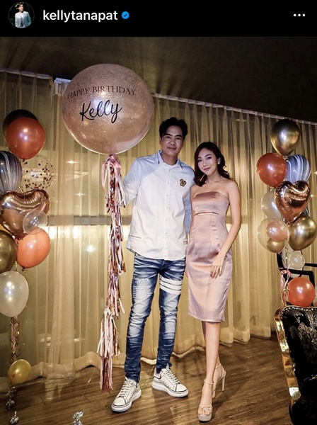 เคลลี่ ฉลองวันเกิด พร้อมสาวข้างกาย ใช่รักครั้งใหม่หรือเปล่า?! 