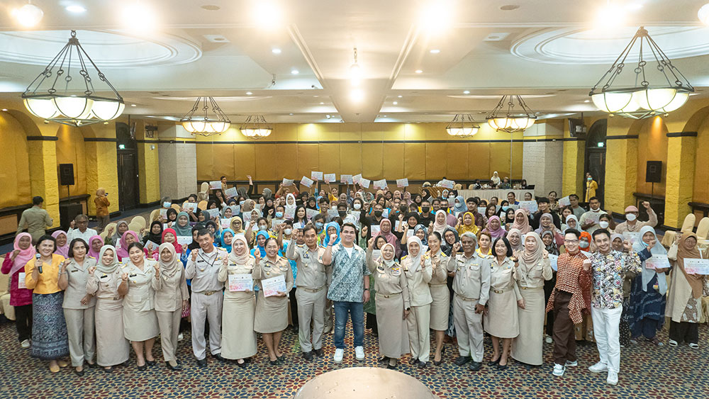 จังหวัดปัตตานีรวมจุดเด่นอัตลักษณ์พื้นถิ่น ผ้าบาติก ทุกรูปแบบสู่ตลาดสากล จังหวัดปัตตานีรวมจุดเด่นอัตลักษณ์พื้นถิ่น ผ้าบาติก ทุกรูปแบบสู่ตลาดสากล