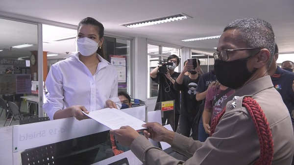 ฟ้าใส เผย มีผู้เข้ารอบมิส สน.2 รายชื่อ หมิ่นประมาทไซเบอร์บูลลี่   (มีคลิป) 