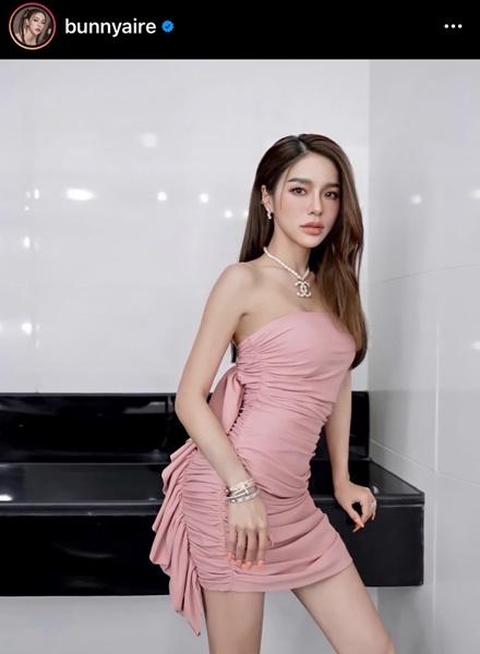 ดีใจมาก! แอร์ ภัณฑิลา เจอเพชร ที่แหวนถูกขอแต่งงานแล้ว ดีใจมาก! แอร์ ภัณฑิลา เจอเพชร ที่แหวนถูกขอแต่งงานแล้ว