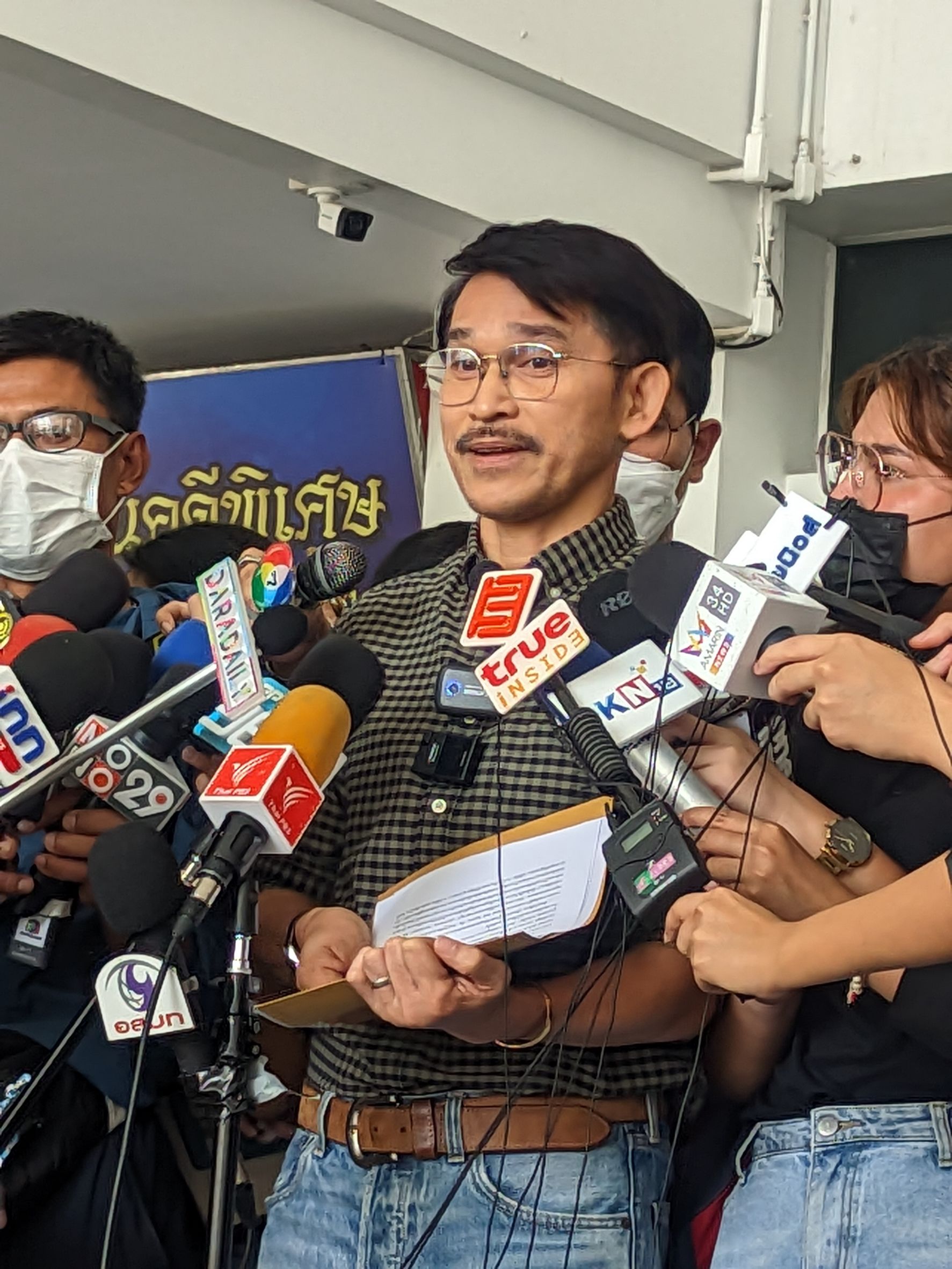 ปราปต์ปฏล เคลื่อนไหว หลังถูกทนายเตรียมฟ้องกลับ ปราปต์ปฏล เคลื่อนไหว หลังถูกทนายเตรียมฟ้องกลับ