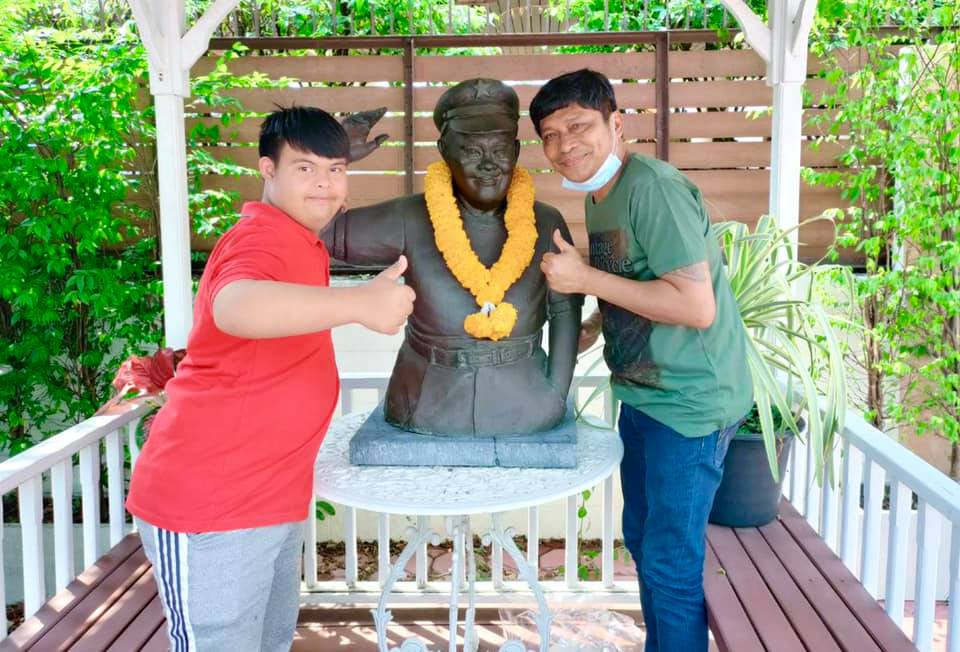 ชูษี เชิญยิ้ม เปิดใจดราม่าหากินกับ อ๊อด เด็กพิเศษ ชูษี เชิญยิ้ม เปิดใจดราม่าหากินกับ อ๊อด เด็กพิเศษ