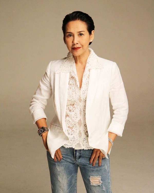 “ปู ปริศนา” เผยความรู้สึกหลังเป็นจิตอาสาช่วยเหลือผู้พิการทางสายตาได้รับวัคซีน (มีคลิป) 