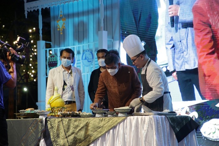 เปิดงาน Refresh กำแพงเพชร เสน่ห์วันวานเมืองเหนือ กระตุ้นเศรษฐกิจจากฐานราก เปิดงาน Refresh กำแพงเพชร เสน่ห์วันวานเมืองเหนือ กระตุ้นเศรษฐกิจจากฐานราก