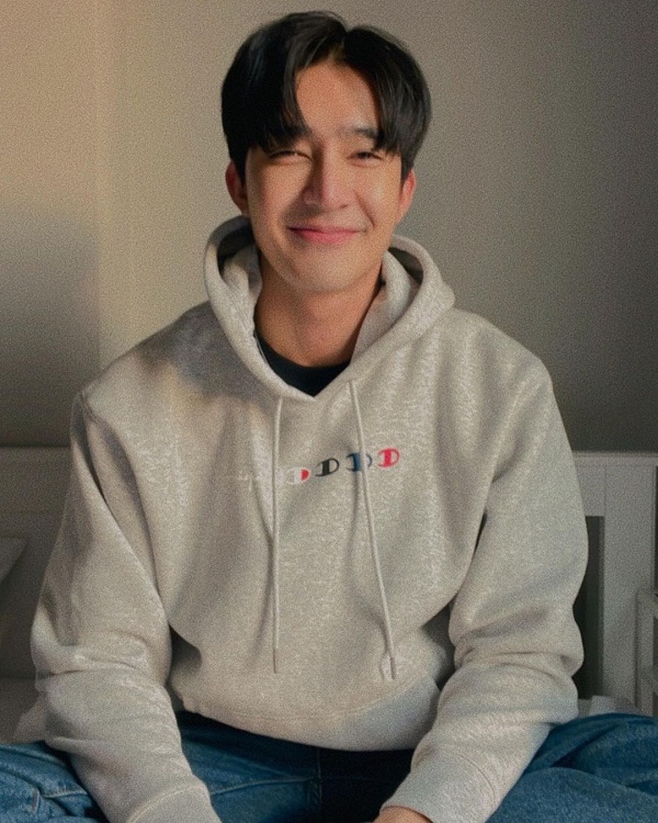  “เอิร์ท พิรพัฒน์” รู้ดีว่าอะไรควรพูด พร้อมเข้าใจคนวิจารณ์ในไอจี (มีคลิป)