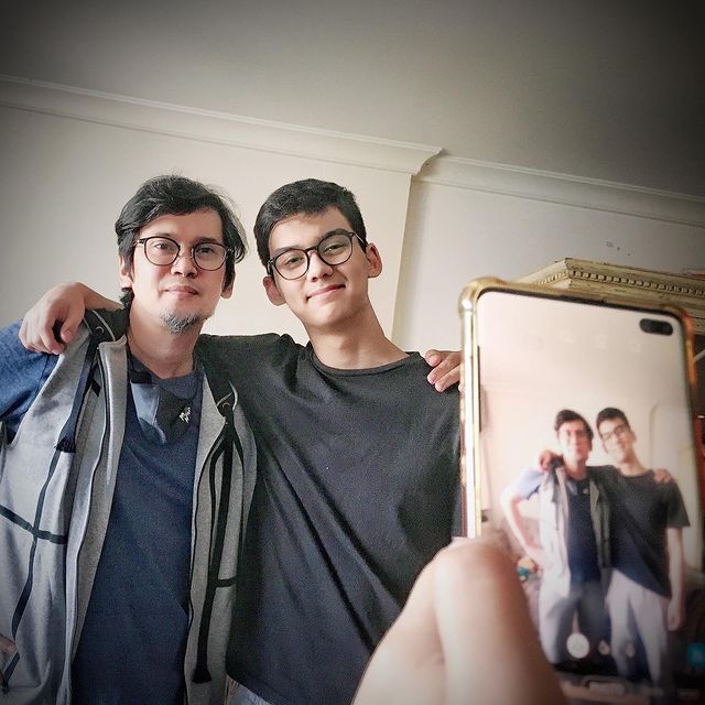  เปิดวาร์ป “น้องทิกเกอร์” ลูกชาย “นิโคล” หล่อเข้มหุ่นดีในวัย 16 ปี จน “แมว จิรศักดิ์” ยังงง สาวๆแห่เรียกพ่อ 