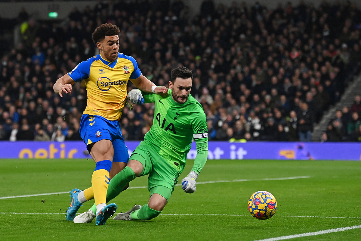 พรีวิว พรีเมียร์ลีก 2021/22 : แมนเชสเตอร์ ยูไนเต็ด vs เซาธ์แฮมป์ตัน พรีวิว พรีเมียร์ลีก 2021/22 : แมนเชสเตอร์ ยูไนเต็ด vs เซาธ์แฮมป์ตัน