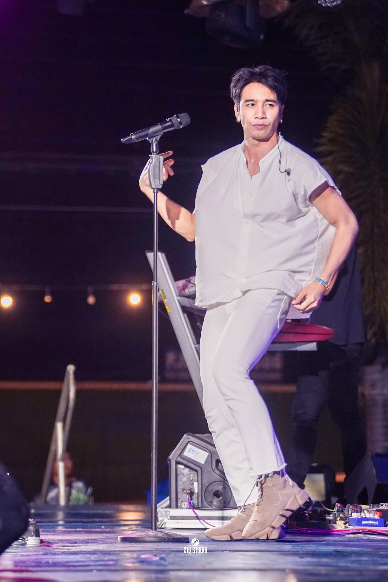 ขอบคุณที่ให้เกียรติผม ก้อง ห้วยไร่ ฝากข้อความถึง เต ตะวัน ขอบคุณที่ให้เกียรติผม ก้อง ห้วยไร่ ฝากข้อความถึง เต ตะวัน