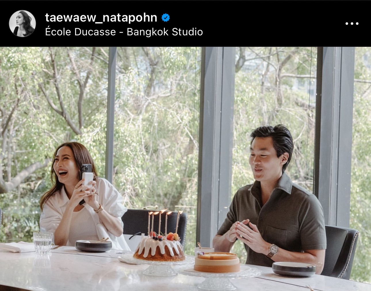 ลุ้นข่าวดี! แต้ว-ไฮโซณัย หวานชื่น 2 ครอบครัวฉลองวันเกิดพร้อมหน้าพร้อมตา