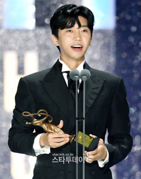 NCT 127 คว้ารางวัล แดซัง รวมถึงรางวัล บนซัง จากเวที The 31st Seoul Music Awards