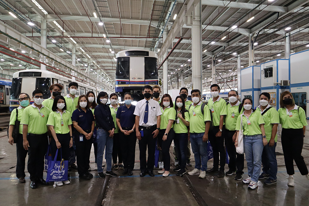 บสก. 11 ศึกษาดูงานส่วนกลาง ณ BEM และ บริษัท โชว์ไร้ขีด จำกัด บสก. 11 ศึกษาดูงานส่วนกลาง ณ BEM และ บริษัท โชว์ไร้ขีด จำกัด