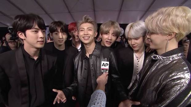 แฟนๆ ว่าไง?!! บอยแบนด์ ‘BTS’ ต้องเข้ากรมตามกำหนดและขึ้นโชว์ทำเงินเข้าประเทศด้วย