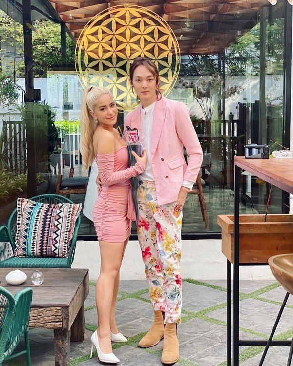 แตงค์กิ้ว โพสต์ครั้งแรก! รับเป็นคนจบความสัมพันธ์... แตงค์กิ้ว โพสต์ครั้งแรก! รับเป็นคนจบความสัมพันธ์...