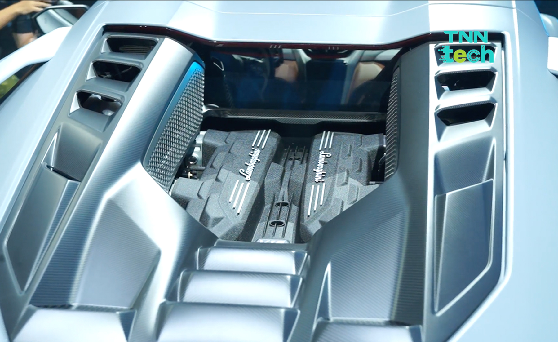 เปิดตัว Lamborghini Revuelto ปลั๊กอินไฮบริดรุ่นแรกของแบรนด์ คิวจองในไทยรอไปถึงปีหน้าแล้ว ราคา 47.5 ล้านบาทมีทอน เปิดตัว Lamborghini Revuelto ปลั๊กอินไฮบริดรุ่นแรกของแบรนด์ คิวจองในไทยรอไปถึงปีหน้าแล้ว ราคา 47.5 ล้านบาทมีทอน