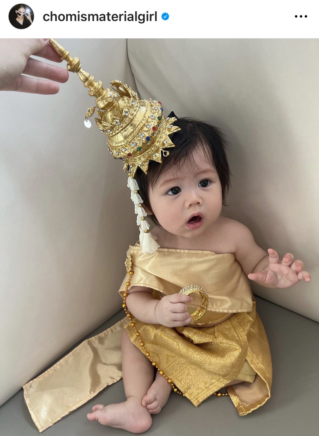 แม่ชม เผยภาพ น้องเกล ฟิตติ้งชุดนพมาศ น่ารักไม่ไหว!!