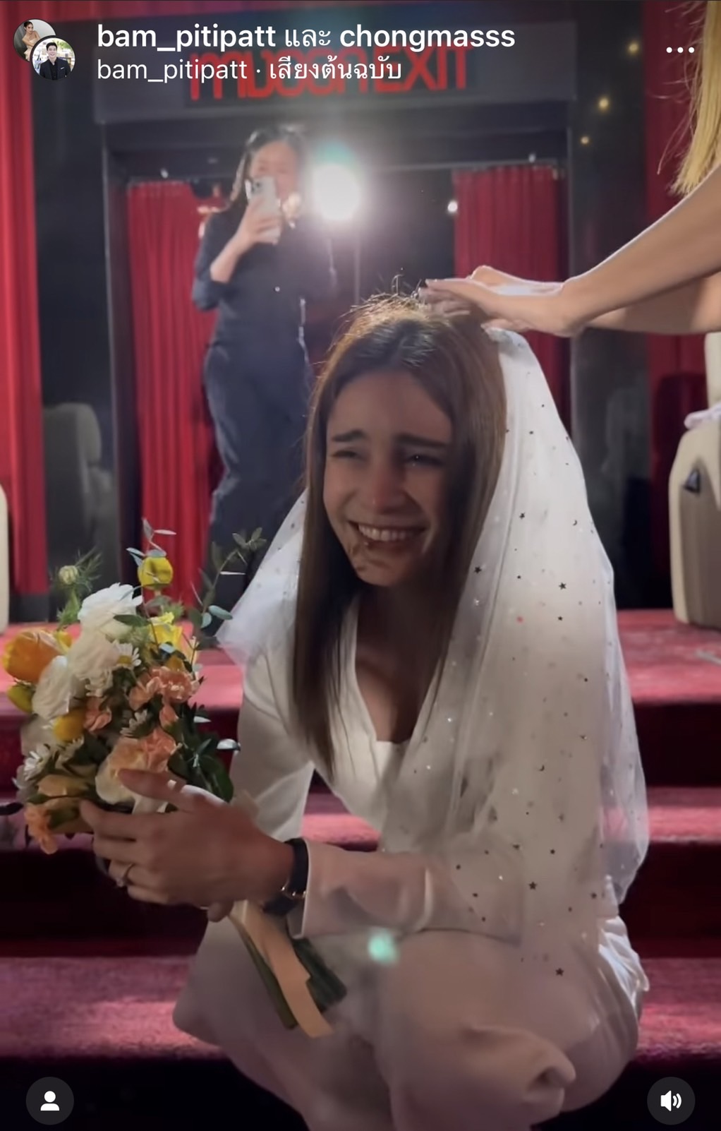 สละโสดอีกคู่!!  แบม ปีติภัทร เซอร์ไพรส์คุกเข่า ขอ กวาง ช้องมาศ แฟนสาวแต่งงาน