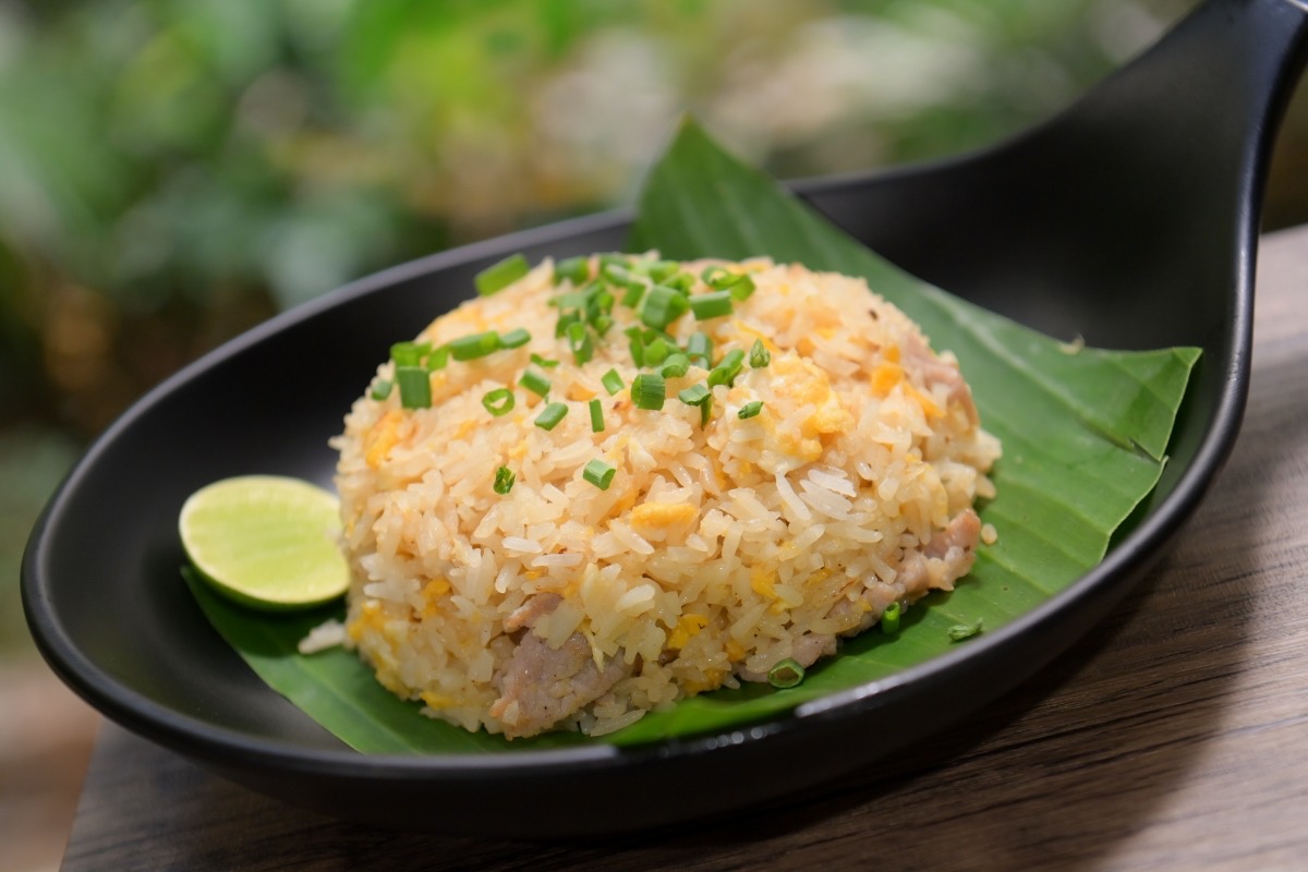 เปิดแล้ว! สตรีทฟู้ดพรีเมียม ร้านกระทะเหล็ก สาขาศูนย์สิริกิติ์