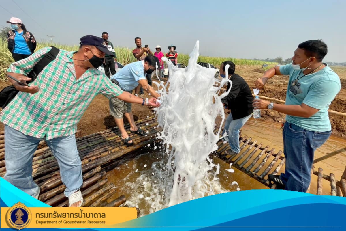 เปิดตัว น้ำแร่โซดา ห้วยกระเจา รสชาติใหม่ ซ่ากว่าเดิม พร้อมขวดแก้วสีเขียวใส เปิดตัว น้ำแร่โซดา ห้วยกระเจา รสชาติใหม่ ซ่ากว่าเดิม พร้อมขวดแก้วสีเขียวใส