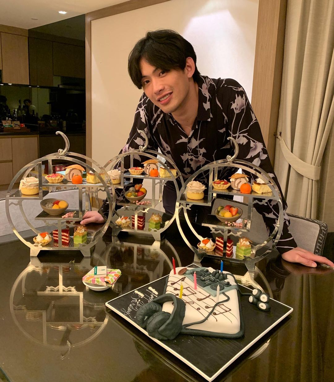 ดีเจมะตูม เตรียมตรวจโควิด-19 ซ้ำหลังหายแล้ว ด้านกฎหมายคาดอีก 7 วันนัดตำรวจ!