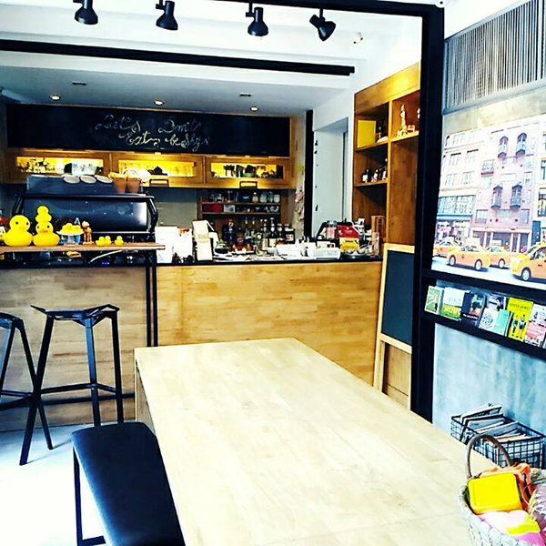 10 คาเฟ่อนุสาวรีย์ชัย ตลอนจิบกาแฟ ผ่อนคลายช่วงวันหยุด 10 คาเฟ่อนุสาวรีย์ชัย ตลอนจิบกาแฟ ผ่อนคลายช่วงวันหยุด