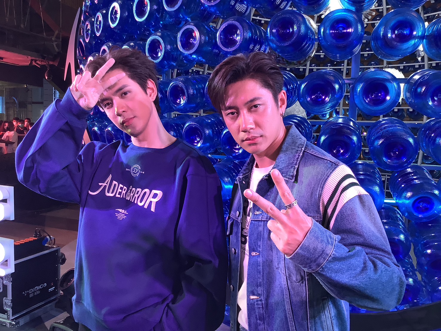 ฟิล์ม-แจม ปลื้มกับฉายา คู่จิ้นพิษว่าน แถมเป็นปีทองของทั้งคู่ ฟิล์ม-แจม ปลื้มกับฉายา คู่จิ้นพิษว่าน แถมเป็นปีทองของทั้งคู่